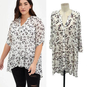 Torrid Barbie Lexie White Hearts Hi-Lo Babydoll Tunic Top‎ Plus Size 2X